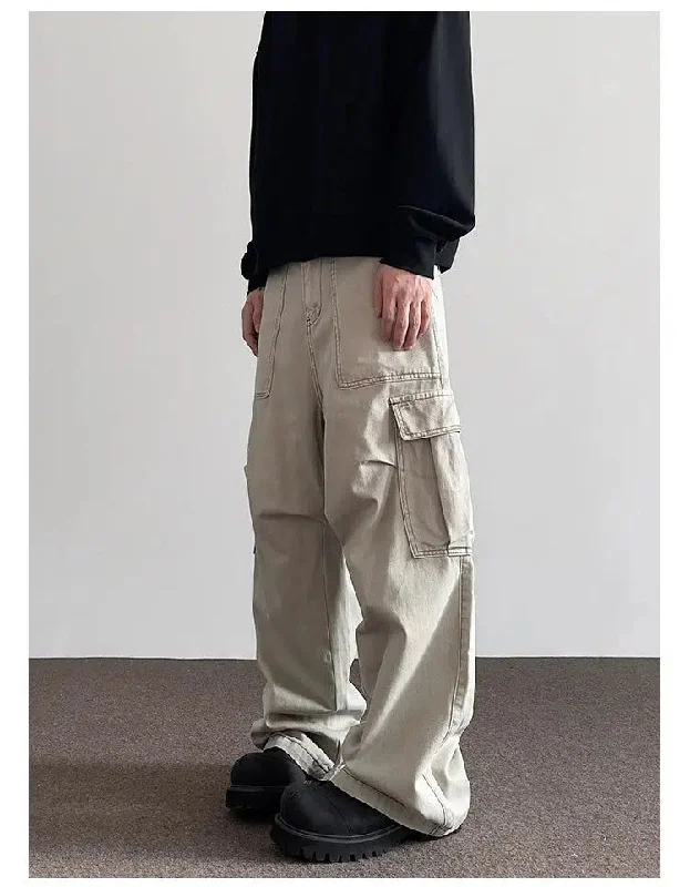 Large Pocket Pleats Bootcut Cargo Pants