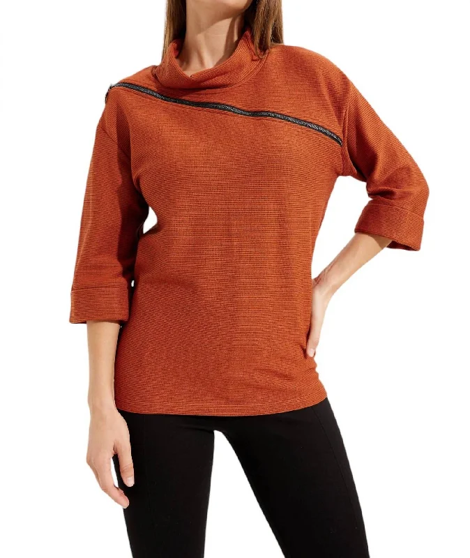 Mock Neck Sweater In Tandoori/black