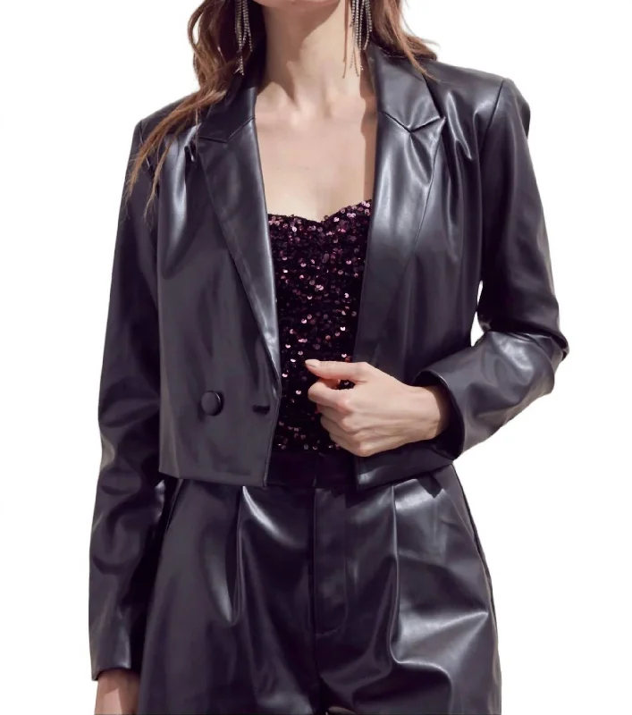 Cropped Pleather Blazer In Black